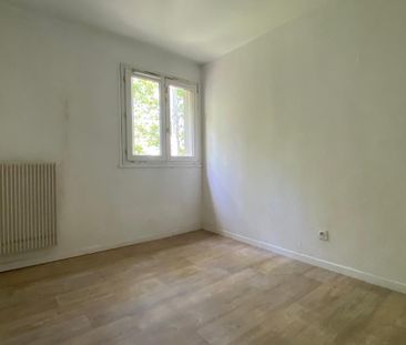 Location appartement 3 pièces de 69m² - Photo 6