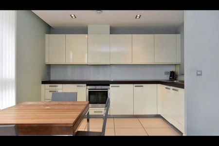 2 Bed Flat, Times Square, E1 - Photo 5