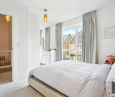 4 bedroom end of terrace house to rent - Photo 5