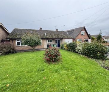 3 bedroom detached bungalow to rent - Photo 1