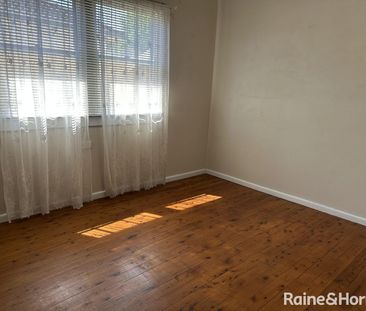 Two Bedroom Home With Spacious Backyard - Photo 4