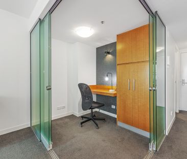 303/18 Tank Street, Brisbane City - Photo 5