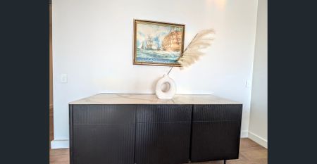 Fully furnished superb two bed apartment with amazing harbour view (Flexible lease term from 3 month) - Photo 5