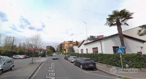 Stanza singola a Monza con posto auto e ascensore - Photo 1