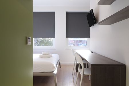 1 Bed Flat, Lymington Road, NW6 - Photo 3