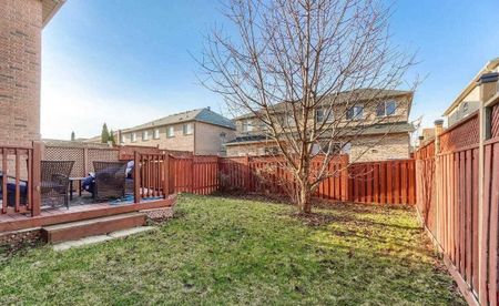 For Lease - 70 Kalahari Road, Brampton, Ontario - Photo 5