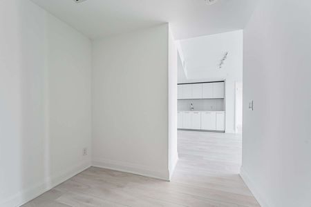 For Lease - 33 Frederick Todd Way Unit# 323, Toronto, Ontario - Photo 2
