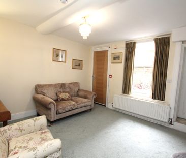 1 Bedroom Apartment, Chester - Photo 3