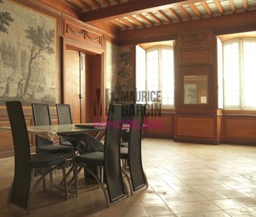 Centre du village de Noves - Photo 3