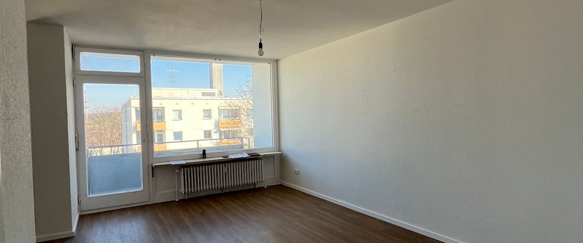 ab 01.04. - Große 1-Zimmer-Wohnung in Kirchseeon-Eglharting - Foto 1