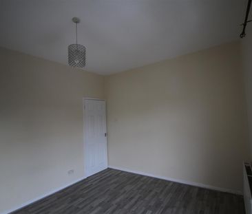 2 Bedroom Terraced House for Rent - Photo 4