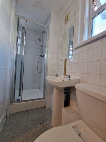 4 bedroom house to rent - Photo 4