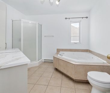 Appartement à louer - Saint-Eustache (Nord Est) - Photo 4