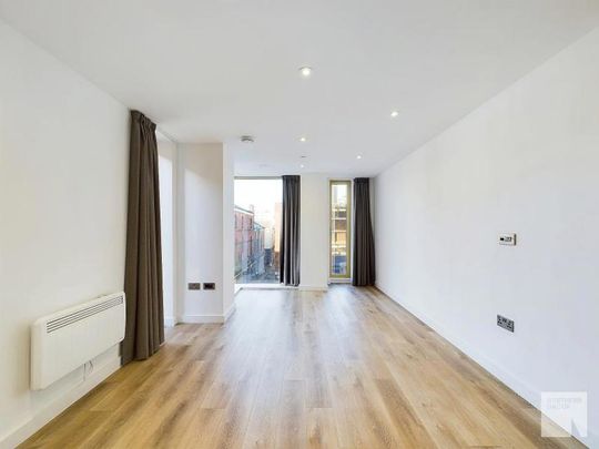 Flat 23 :: The Quarters - Photo 1