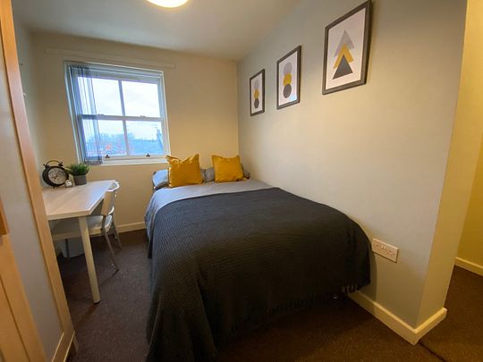 1 Bed Student Accommodation - Photo 1