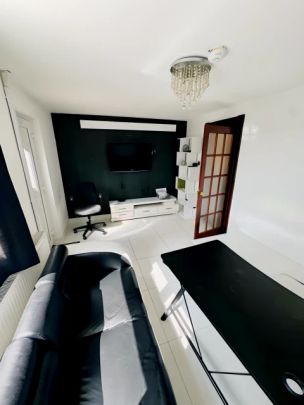 3 Bed 2 Bath - Photo 1