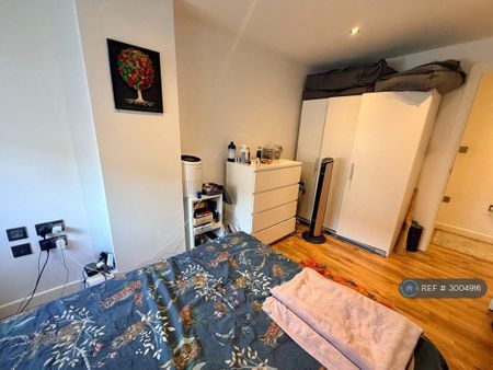1 bedroom flat to rent - Photo 5