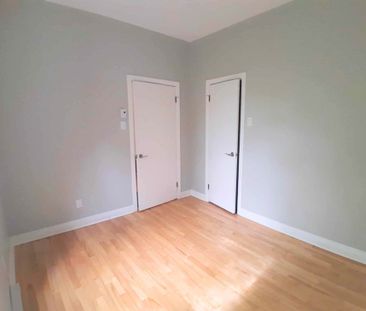 344 Rue Galt, H4G 2P4, H4G 2P4, Montréal - Photo 3
