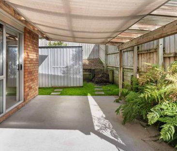 Modern comfort in a convenient Onerahi location - Photo 4