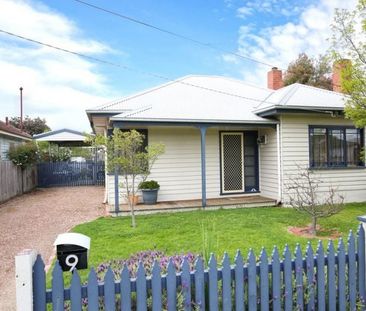 9 Helen Street, East Geelong - Photo 6