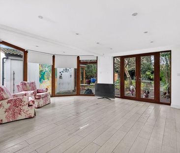 4 bedroom detached house to rent - Photo 4