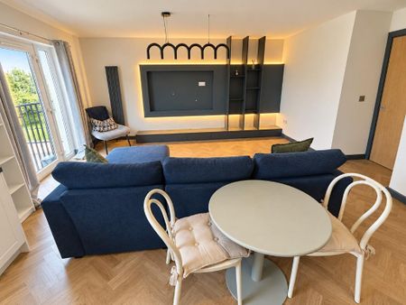 2 bedroom flat to rent - Photo 2