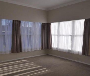 Spacious living near the CBD - Photo 4