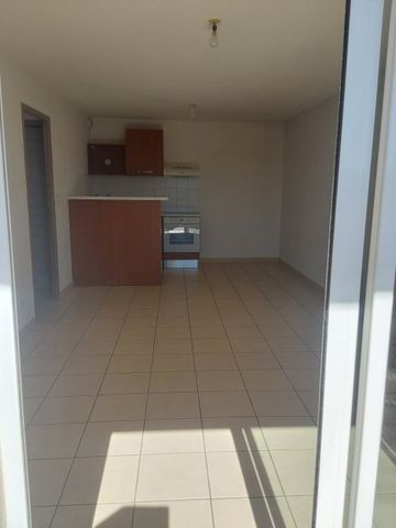 Location Appartement 3 pièces 61m² NARBONNE 11100 - Photo 2