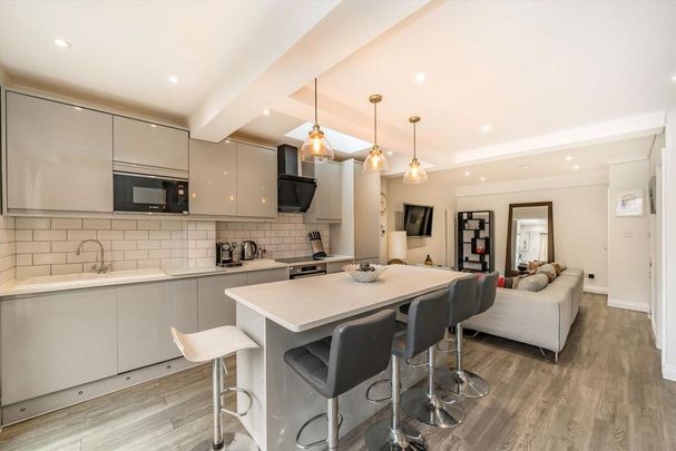 5 bedroom house to rent - Photo 1