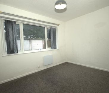 1 bedroom property to rent - Photo 5