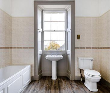 7 bedroom detached house to rent - Photo 1