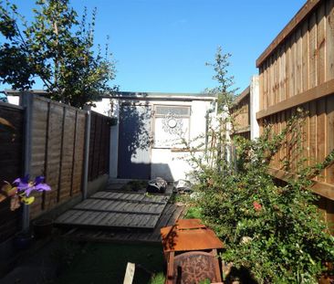 2 bedroom cottage to rent - Photo 6