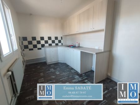 Appartement T4 avec cour extérieure - Photo 3