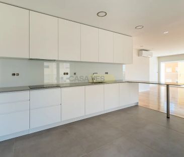 Apartment T4 in Cascais e Estoril, Cascais - Photo 4