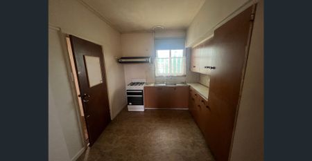 Tidy 2 Bedrooms - Photo 4