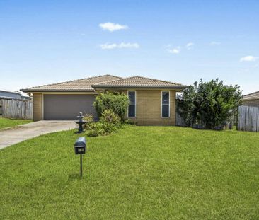 Four Bedroom Family Home Available Now! - Photo 5