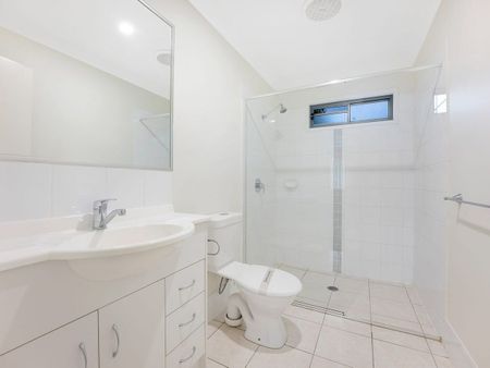 3 Bedroom Townhouse in Heart of Mango Hill - Photo 5