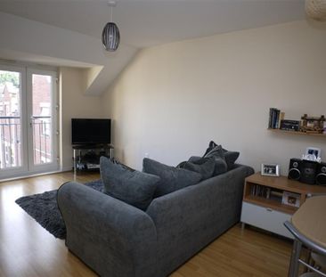 2 bedroom apartment to rent - Photo 2