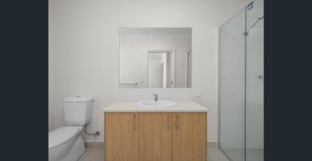 ROOM FOR RENT - Photo 2