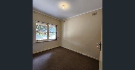 4 Bedroom Home - Photo 3