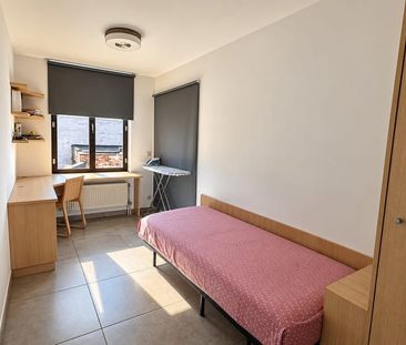 Appartement te huur - foto 4