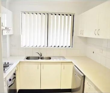 Sutherland - Photo 3