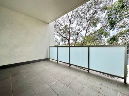 Spacious and Modern 1 Bedroom Apartment - Photo 5