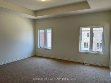 For Lease - 2144 Coppermine Street, Oshawa, Ontario - Photo 2