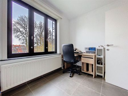 Instapklaar appartement met terras te Brasschaat - Foto 3