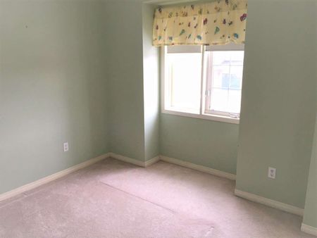 For Lease - 141 Nahanni Drive, Richmond Hill, Ontario - Photo 2