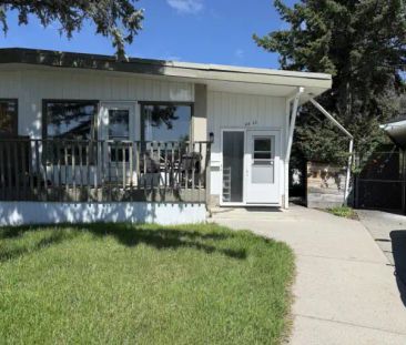 3 bedroom main floor in Highland Park | 4422 Greenview Place Northe... - Photo 1