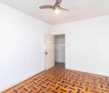 Apartamento com 1 quarto e 50m² para alugar em São João, Porto Alegre. - Photo 1