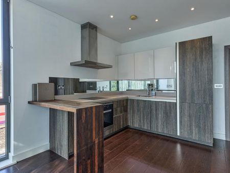 2 bedroom flat to rent - Photo 5