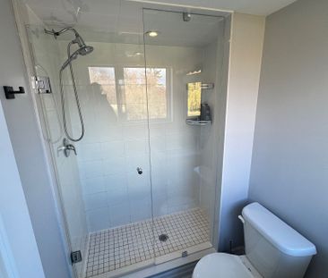 For Lease - 44 Juneau Street, Vaughan, Ontario - Photo 1